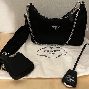 Authentic Prada Re-Edition 2005 Nylon Bag